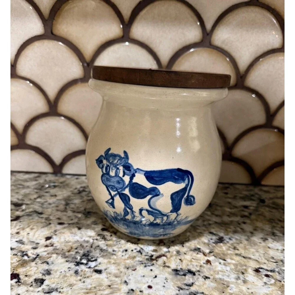 Casey Pottery Marshal Texas Jar w/ lid 6”Tall Vintage